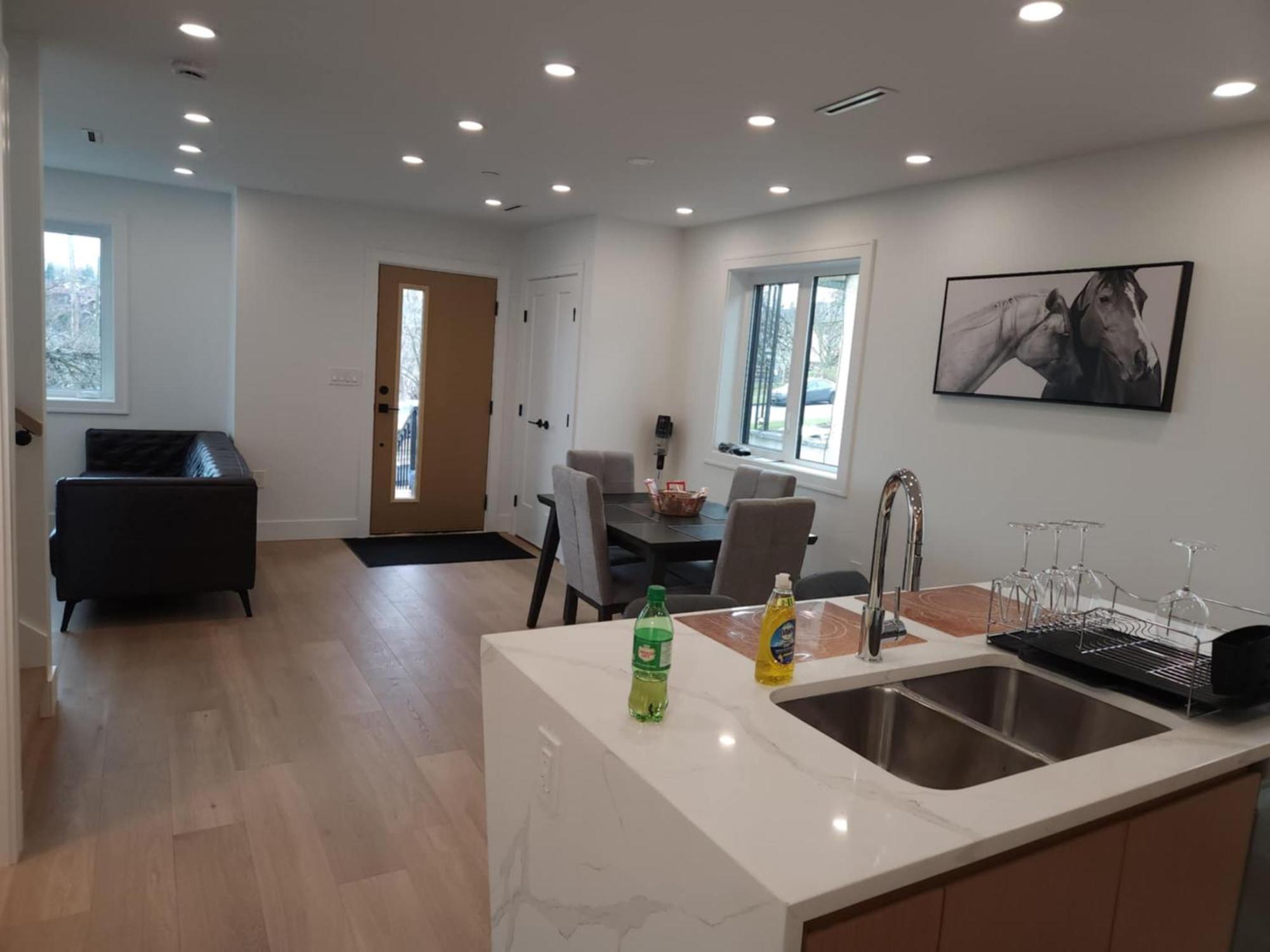 Signature Luxe Top-Floor Townhouse 2Br, 3Ba With Stunning Views Vancouver Exteriör bild